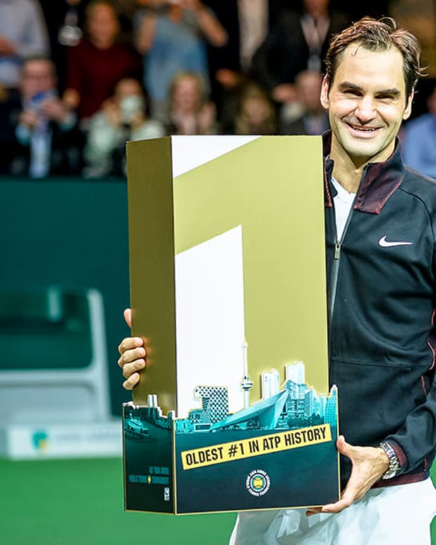 Roger Federer oldest world number one