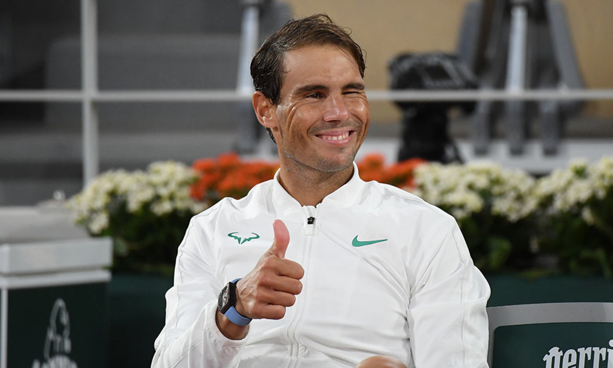 Rafael Nadal thumbs up