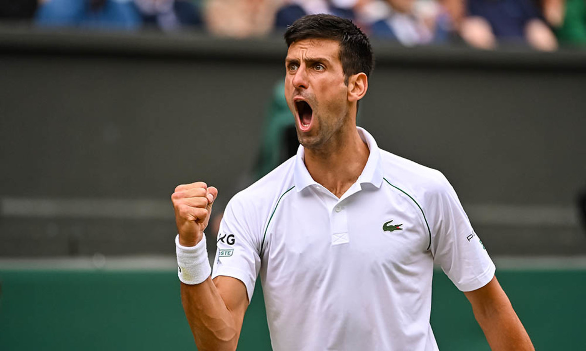 Novak Djokovic roar Wimbledon