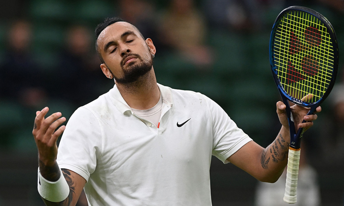 Nick Kyrgios frustrated Wimbledon