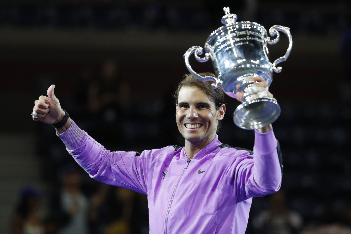 Rafael Nadal with US Open trophy