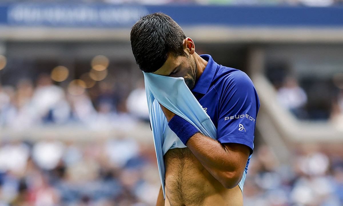Novak Djokovic struggling at US Open
